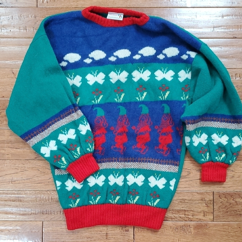 The Irish Scene Wool Pullover Sweater